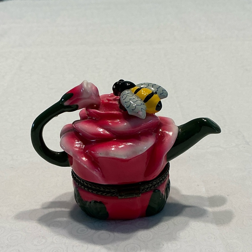 Pink Rose Teapot with Bee Accent Hinged Trinket Box - Picture 4 of 11